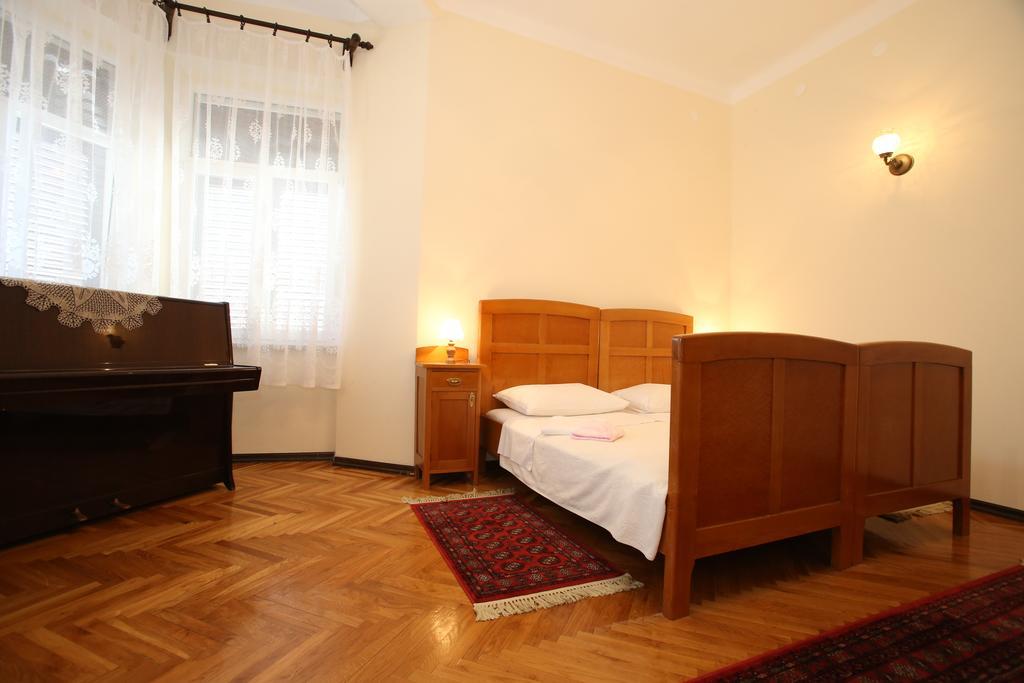 Apartment & Rooms Three Angels Baška Habitación foto